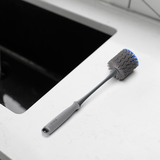 bottle-and-straw-cleaning-brush-set-a2 ZuluBottle_StrawBrush_BySink.png